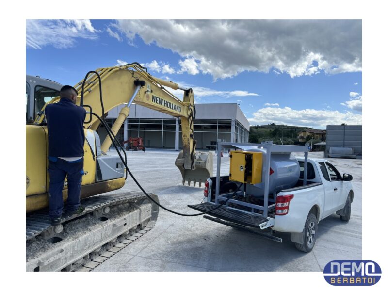 Rezervor Transportabil Oțel 600L Motorină — Pompă 40 l/min Certificat ADR